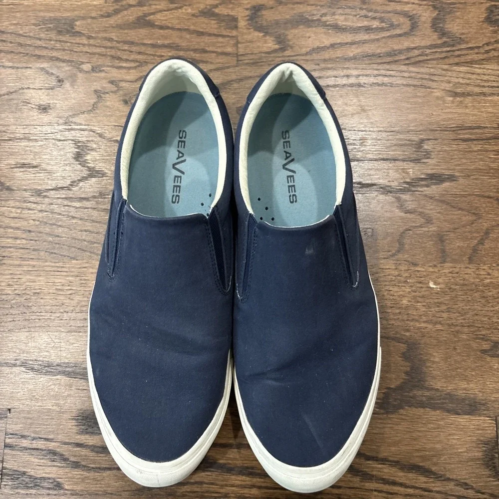 seavees mens 10
